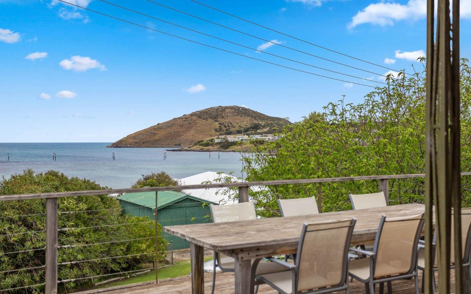 Breathtaking Views Of Encounter Bay Pet Friendly Villa Exterior photo